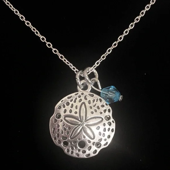 Sand Dollar Necklace Beach - Picture 2 of 8
